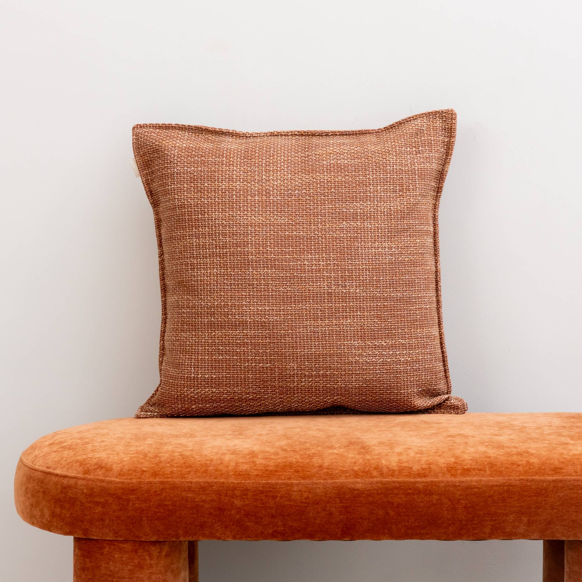 Sierkussen Nova cognac 50x50 cm